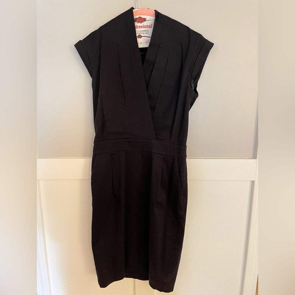 Navy Blue Reiss Dress -Kate Middleton’s Favorite Brand